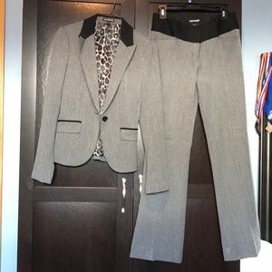 Suit set